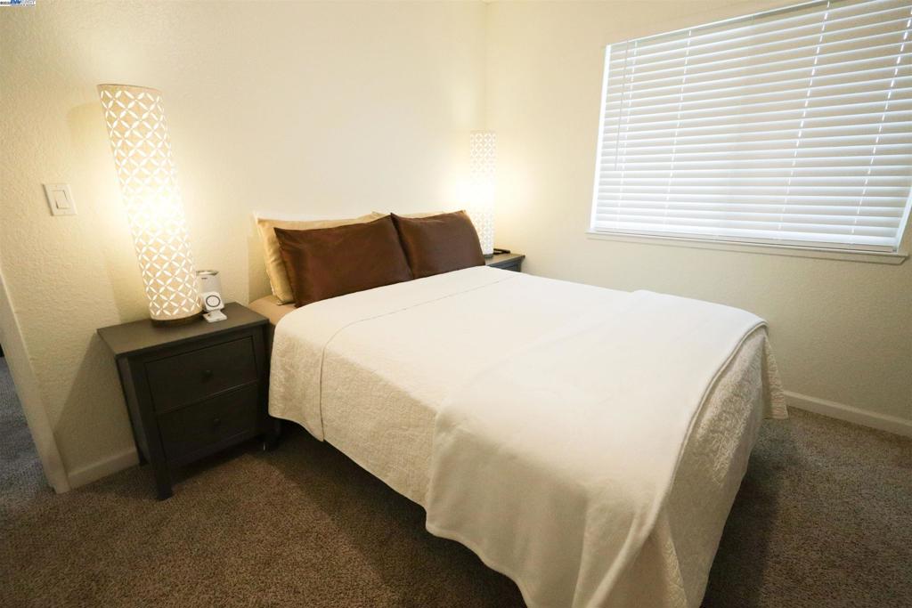 480 Cherry Ln #E, Manteca, CA 95337