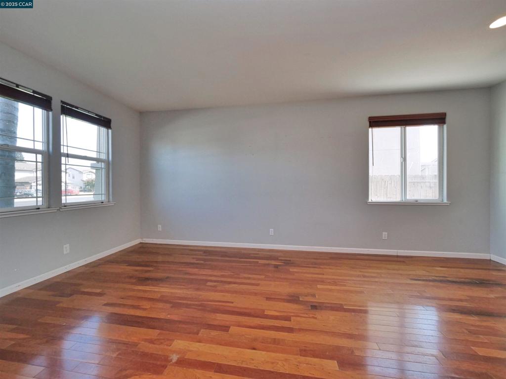 2035 Pasado Avenue, Manteca, CA 95336-7070