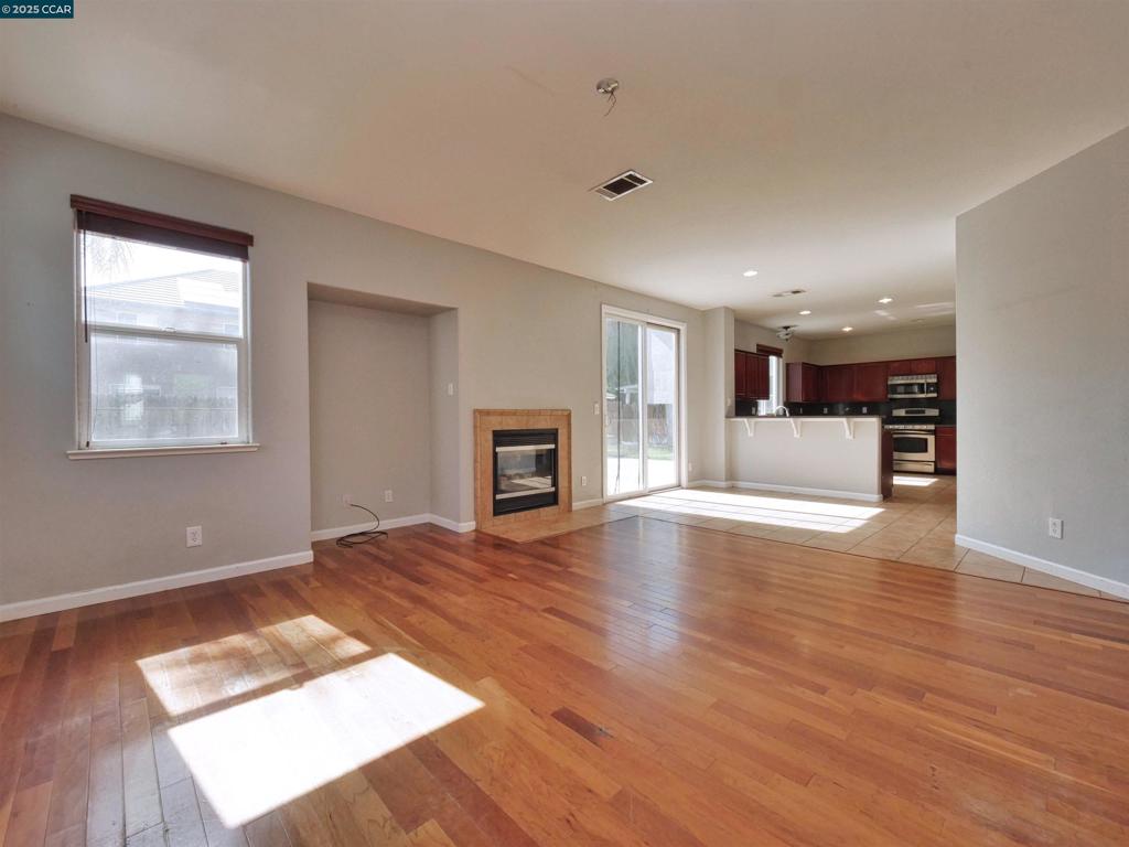 2035 Pasado Avenue, Manteca, CA 95336-7070