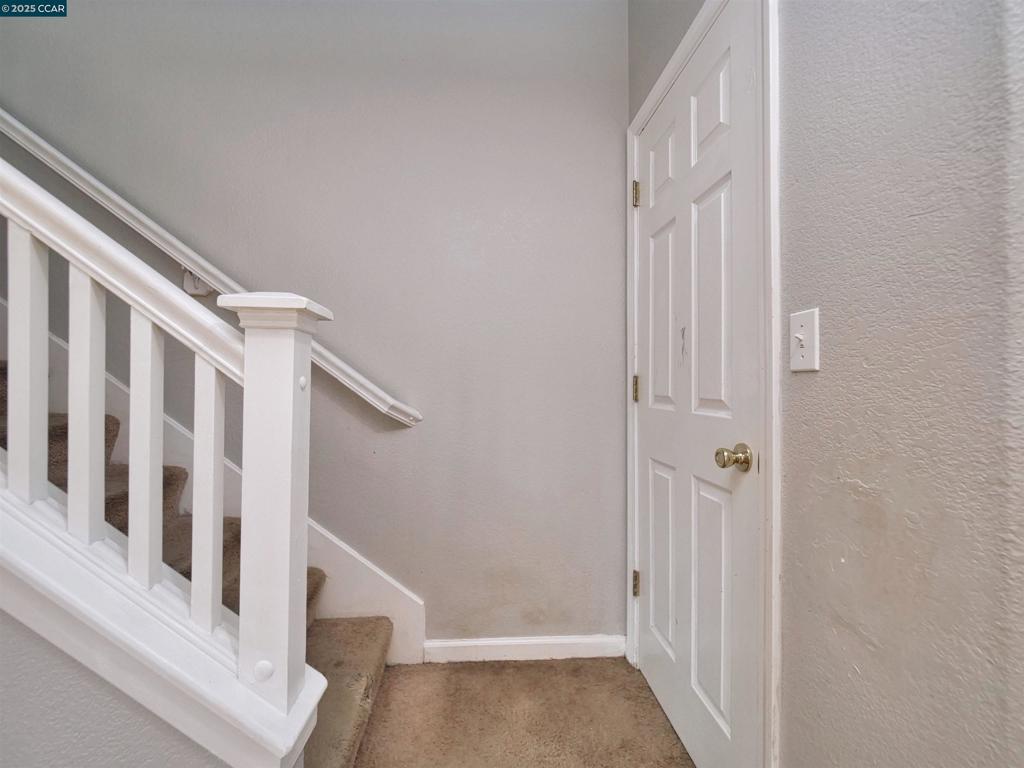 2035 Pasado Avenue, Manteca, CA 95336-7070