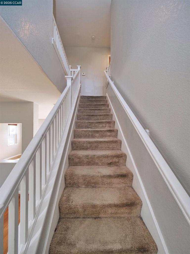 2035 Pasado Avenue, Manteca, CA 95336-7070