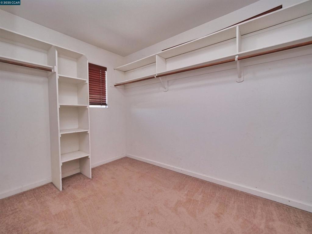 2035 Pasado Avenue, Manteca, CA 95336-7070