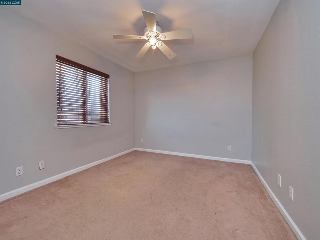 2035 Pasado Avenue, Manteca, CA 95336-7070