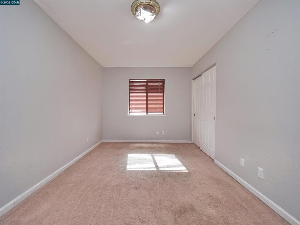 2035 Pasado Avenue, Manteca, CA 95336-7070