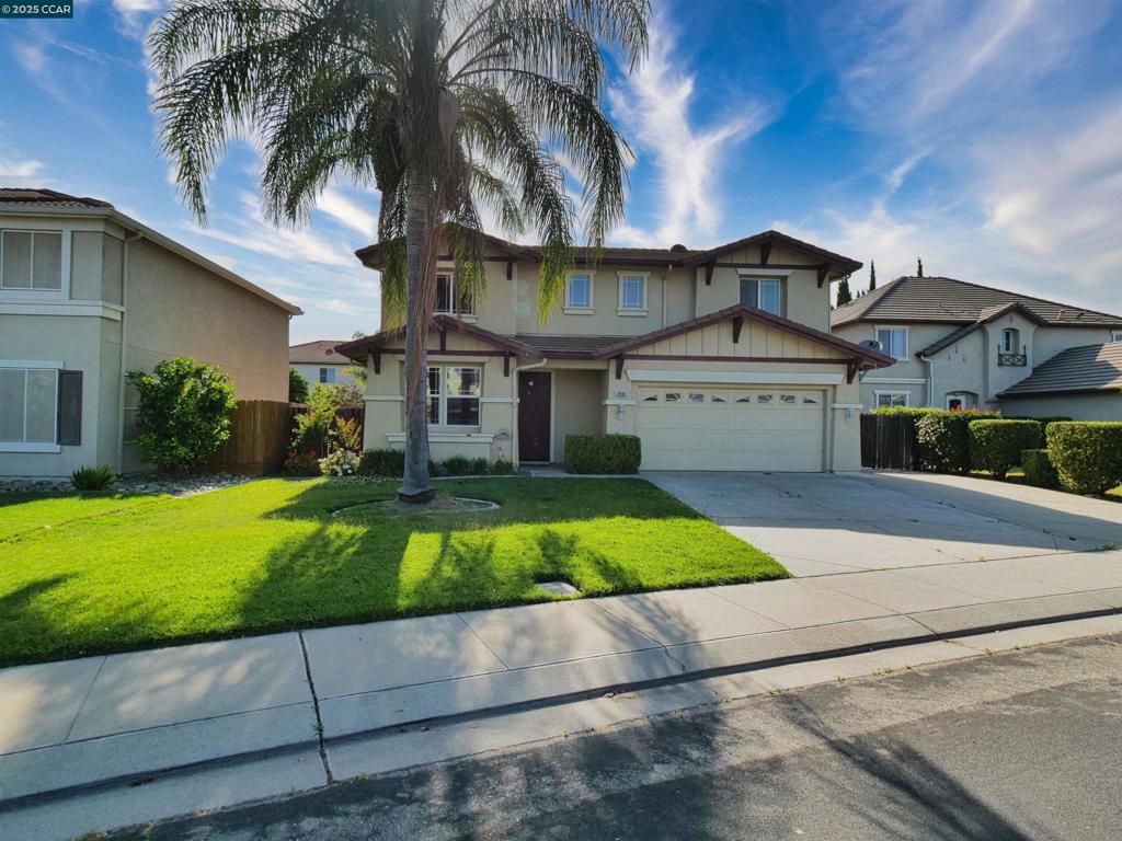 2035 Pasado Avenue, Manteca, CA 95336-7070