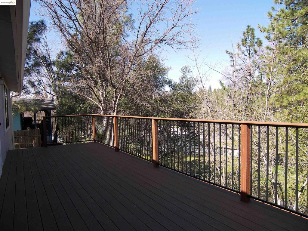 22690 Hidden Hollow Rd., Groveland, CA 95321