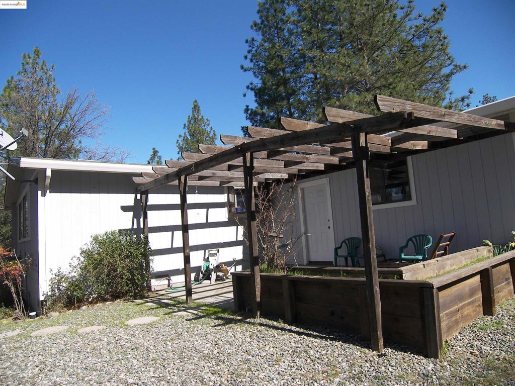 22690 Hidden Hollow Rd., Groveland, CA 95321