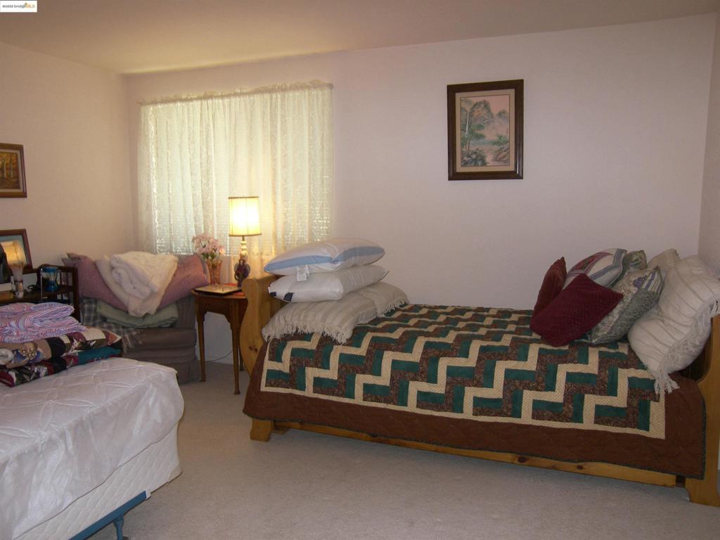 22690 Hidden Hollow Rd., Groveland, CA 95321