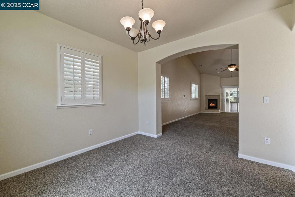 395 N Arbona Cir, Sonora, CA 95370