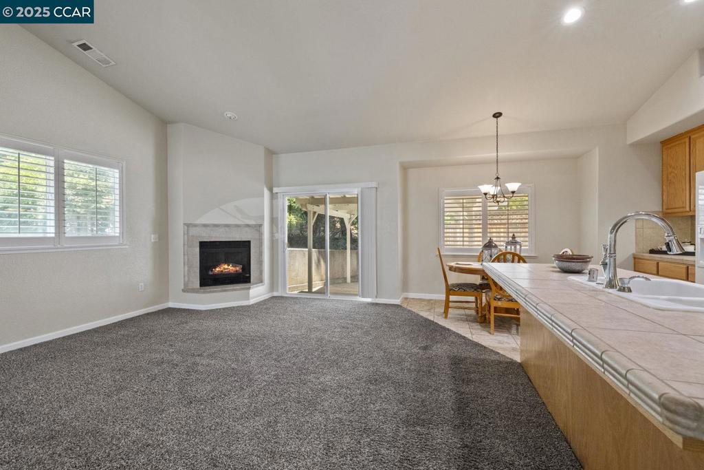 395 N Arbona Cir, Sonora, CA 95370