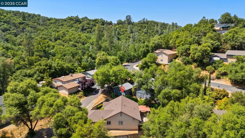 395 N Arbona Cir, Sonora, CA 95370