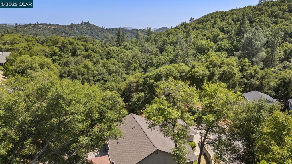 395 N Arbona Cir, Sonora, CA 95370