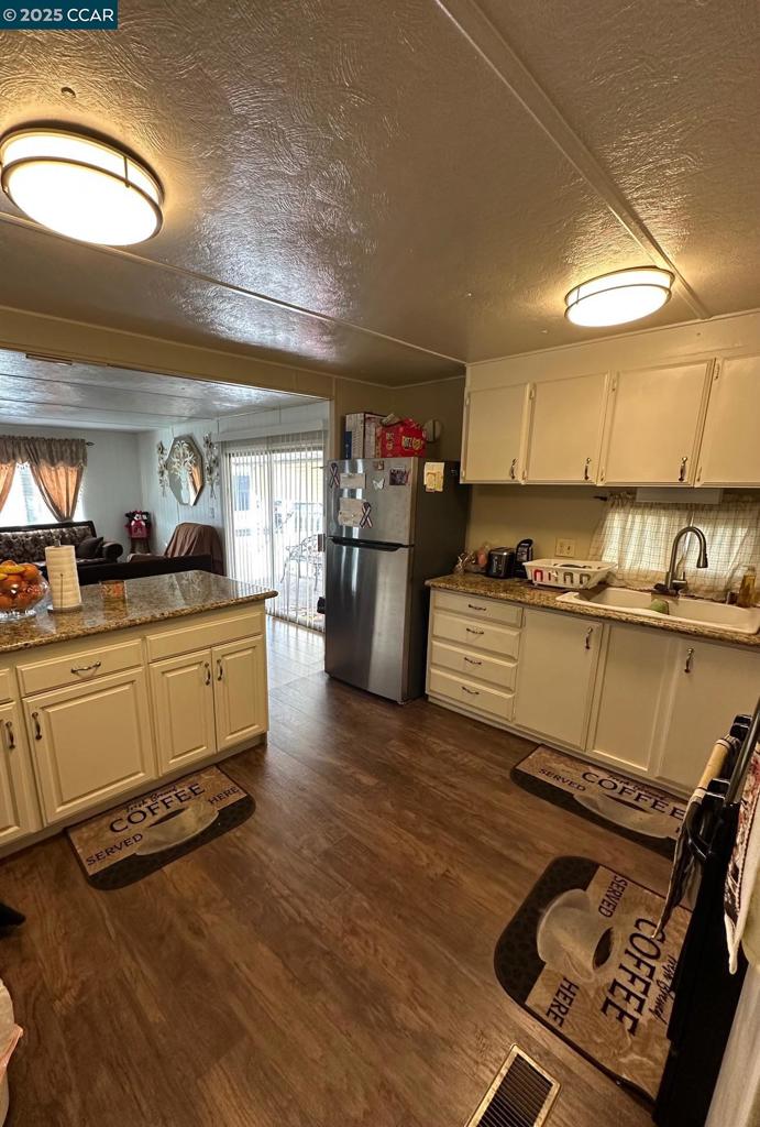 150 Pestana ave, Manteca, CA 95336