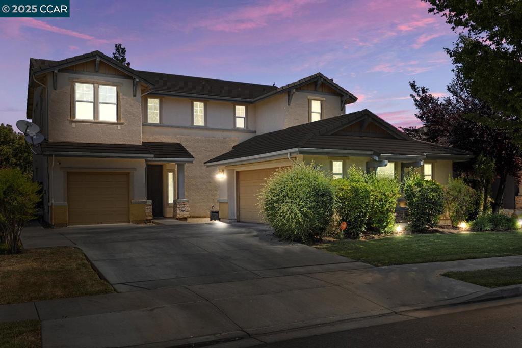 1117 Van Gogh Lane, Patterson, CA 95363