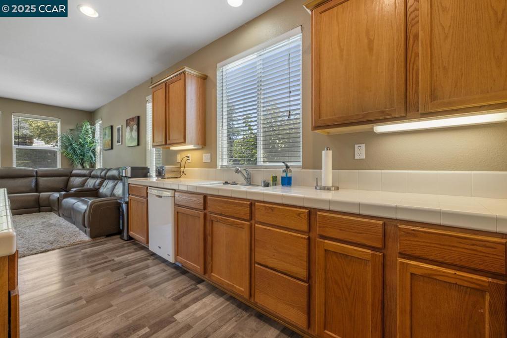 1117 Van Gogh Lane, Patterson, CA 95363