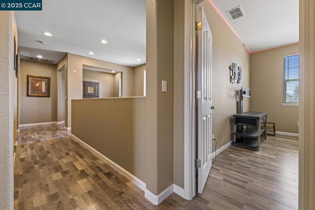 1117 Van Gogh Lane, Patterson, CA 95363