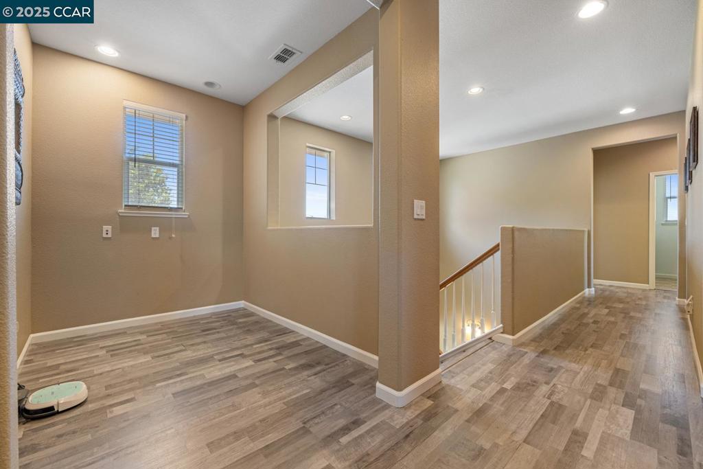 1117 Van Gogh Lane, Patterson, CA 95363