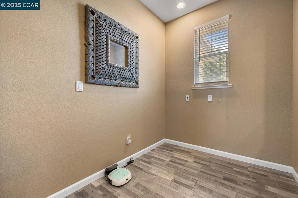 1117 Van Gogh Lane, Patterson, CA 95363