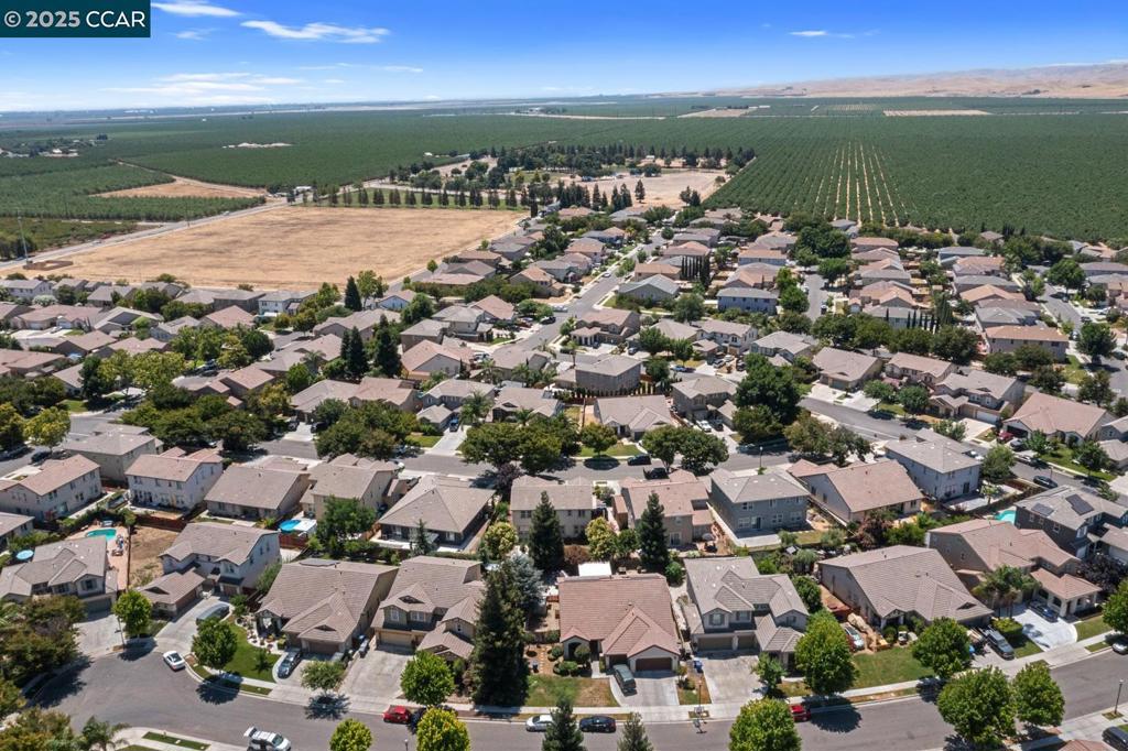 1117 Van Gogh Lane, Patterson, CA 95363