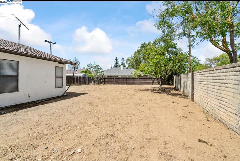 1272 Eastridge pl, Manteca, CA 95336