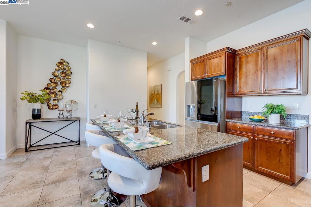 1440 Riva Trigoso Dr, Manteca, CA 95337