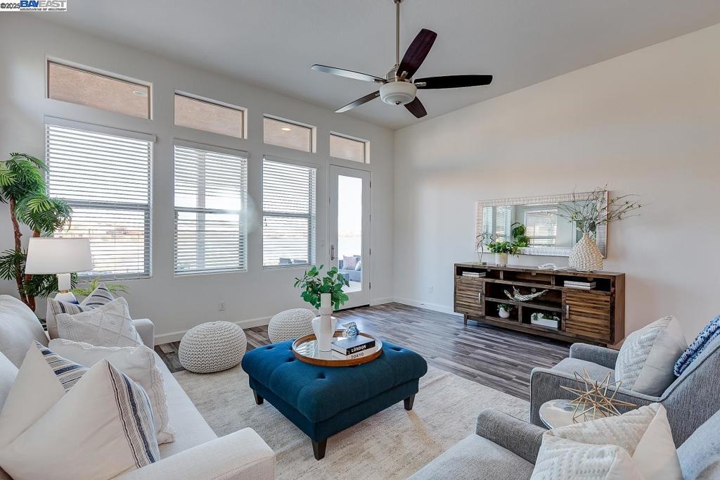 1440 Riva Trigoso Dr, Manteca, CA 95337