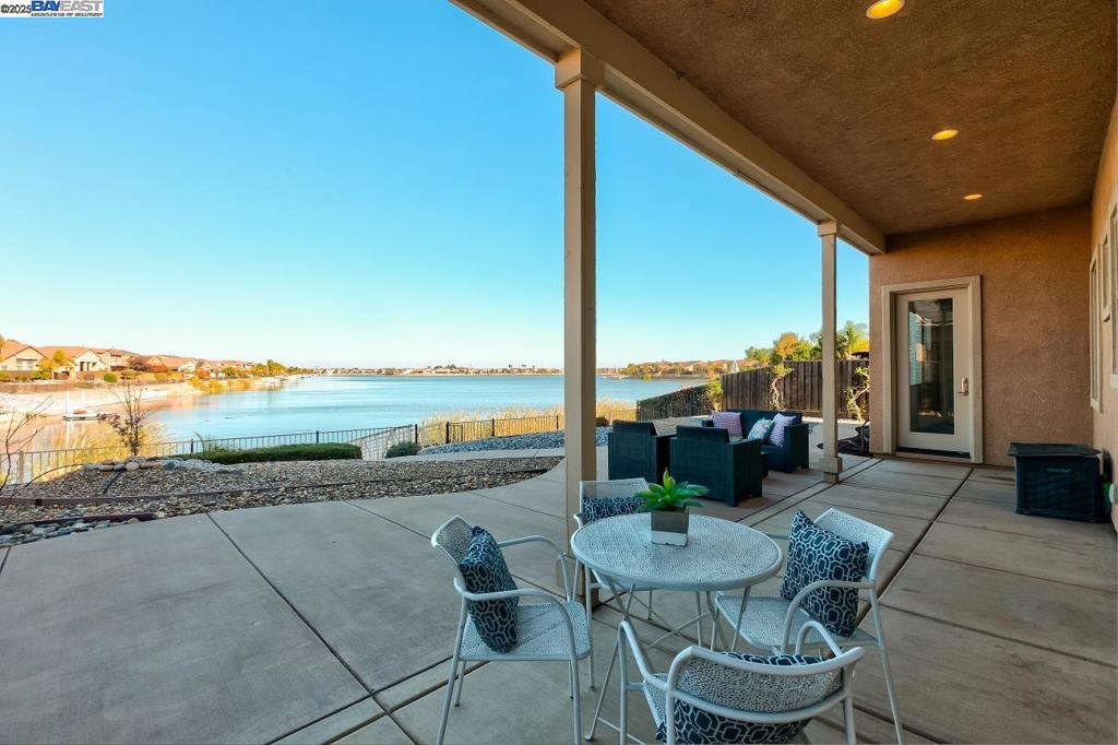 1440 Riva Trigoso Dr, Manteca, CA 95337