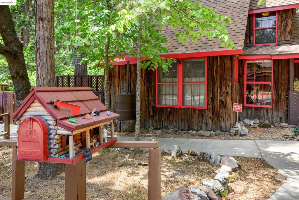 22846 Fuller Rd, Twain Harte, CA 95383