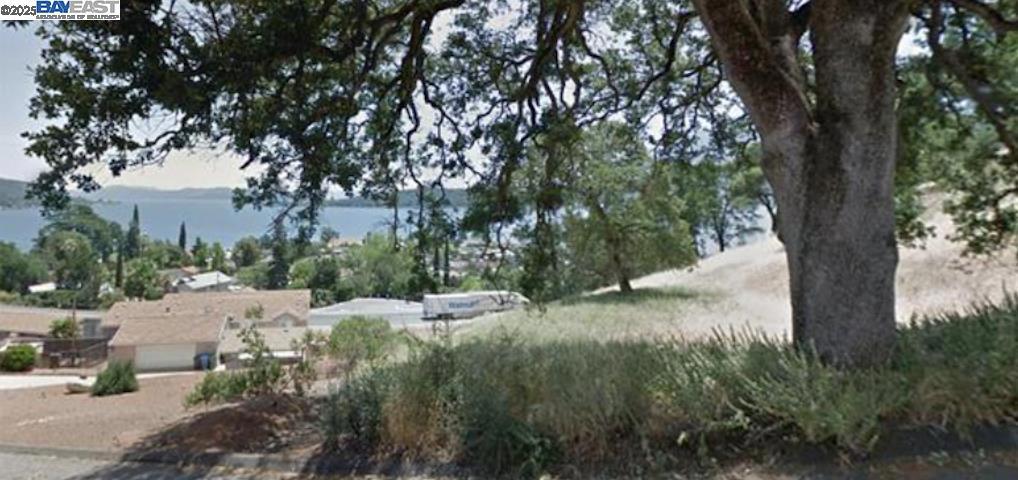 7720 Verna Way, Lucerne, CA 95458