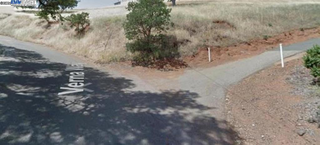 7720 Verna Way, Lucerne, CA 95458