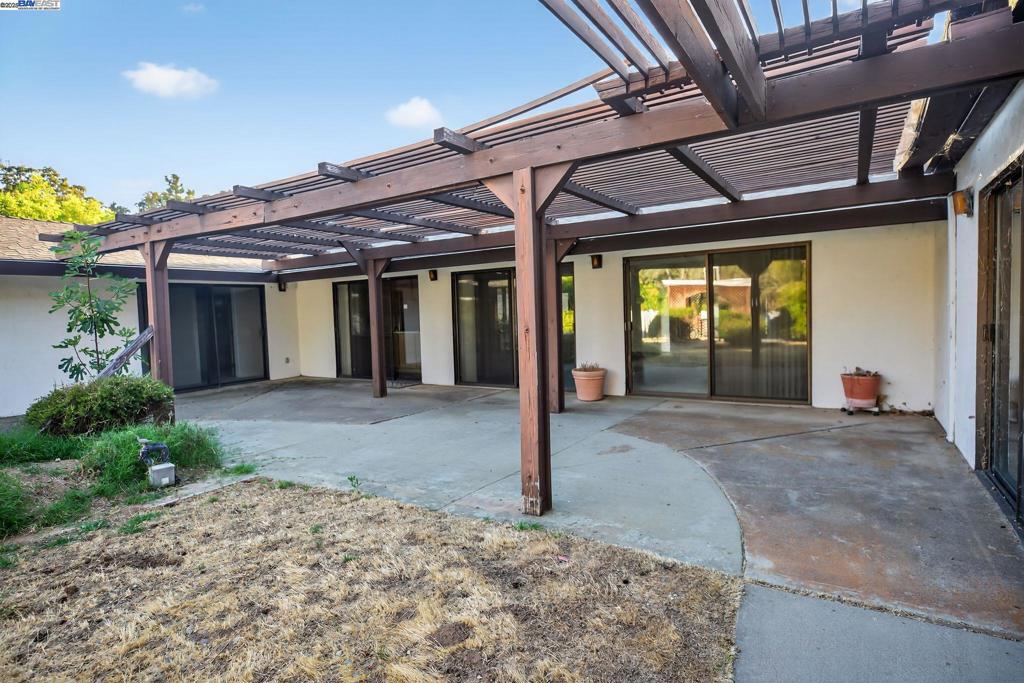 20521 Upper Hillview Dr, Sonora, CA 95370