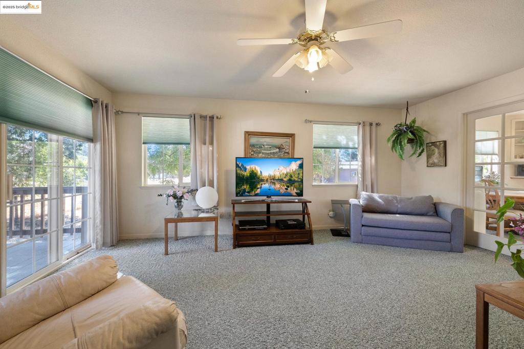 18035 Woodham Carne Rd, Sonora, CA 95370