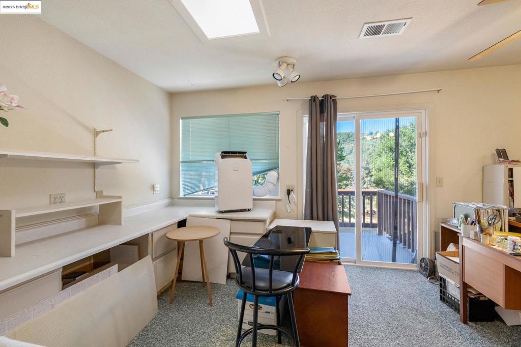 18035 Woodham Carne Rd, Sonora, CA 95370