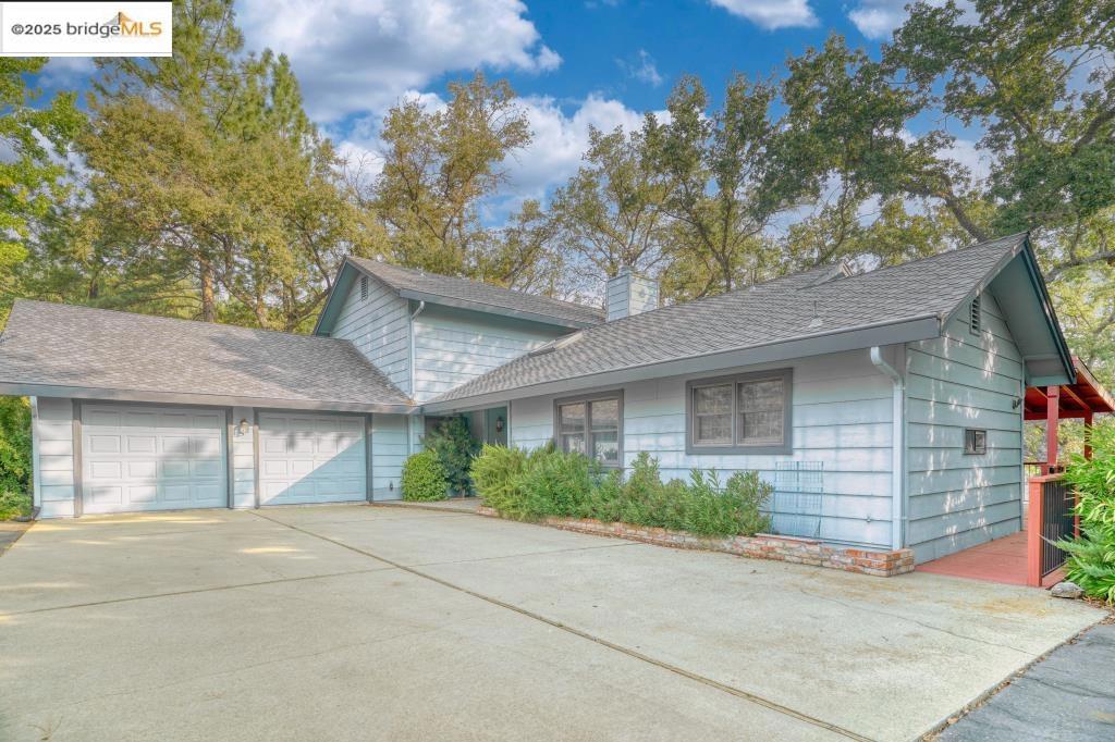 19195 Ferretti Rd., Groveland, CA 95321