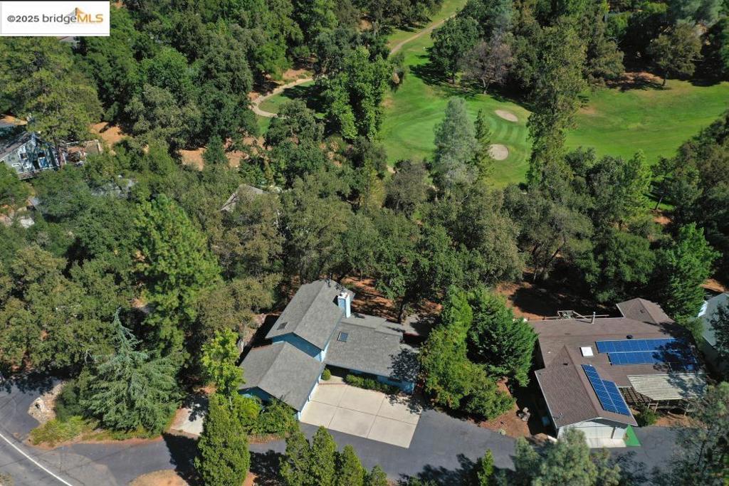 19195 Ferretti Rd., Groveland, CA 95321