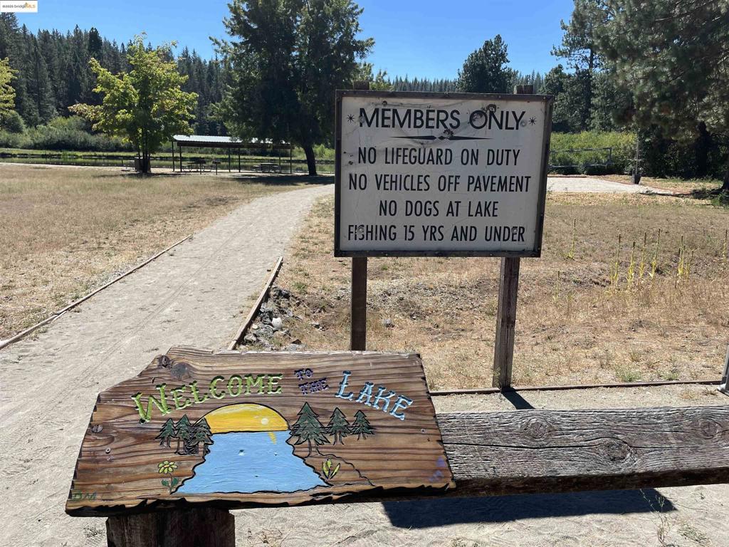 25476 Rebekah Rd, Long Barn, CA 95335