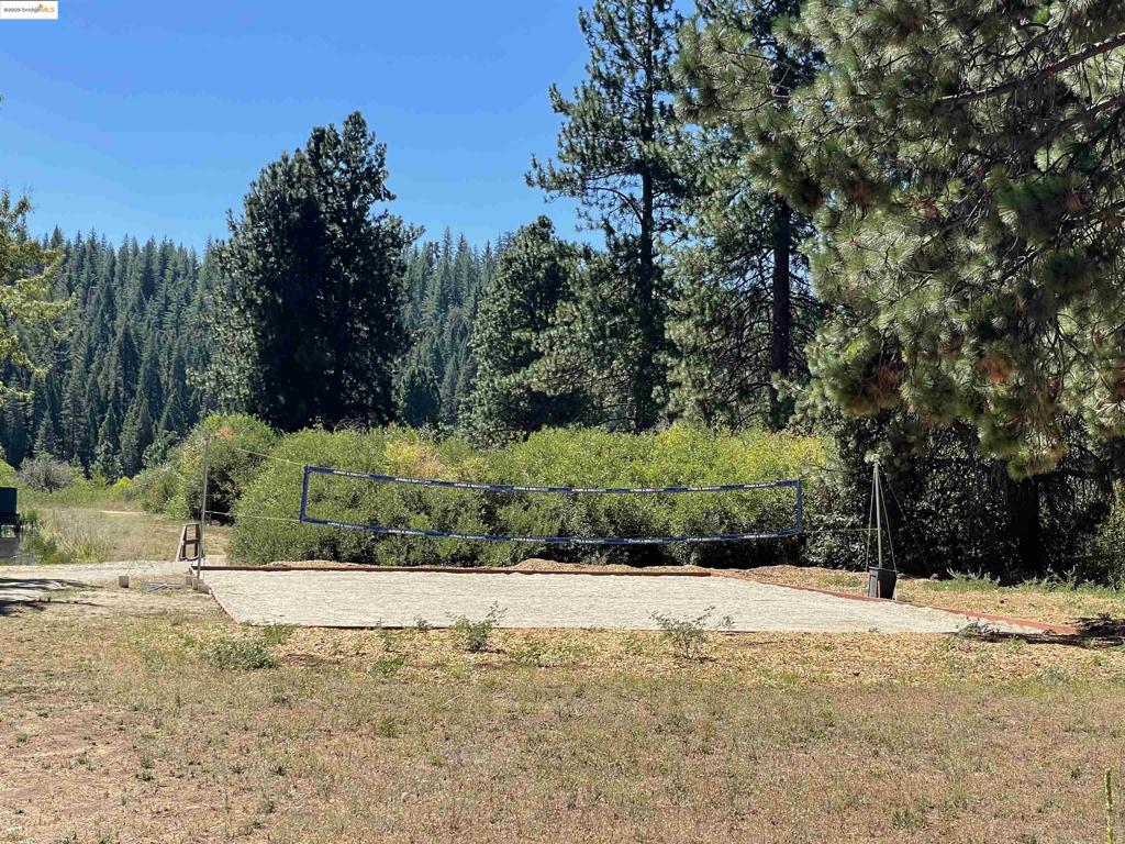 25476 Rebekah Rd, Long Barn, CA 95335