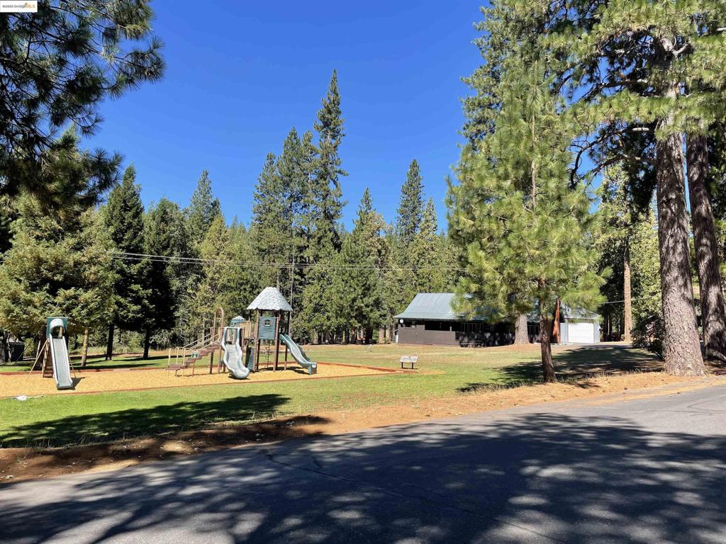 25476 Rebekah Rd, Long Barn, CA 95335
