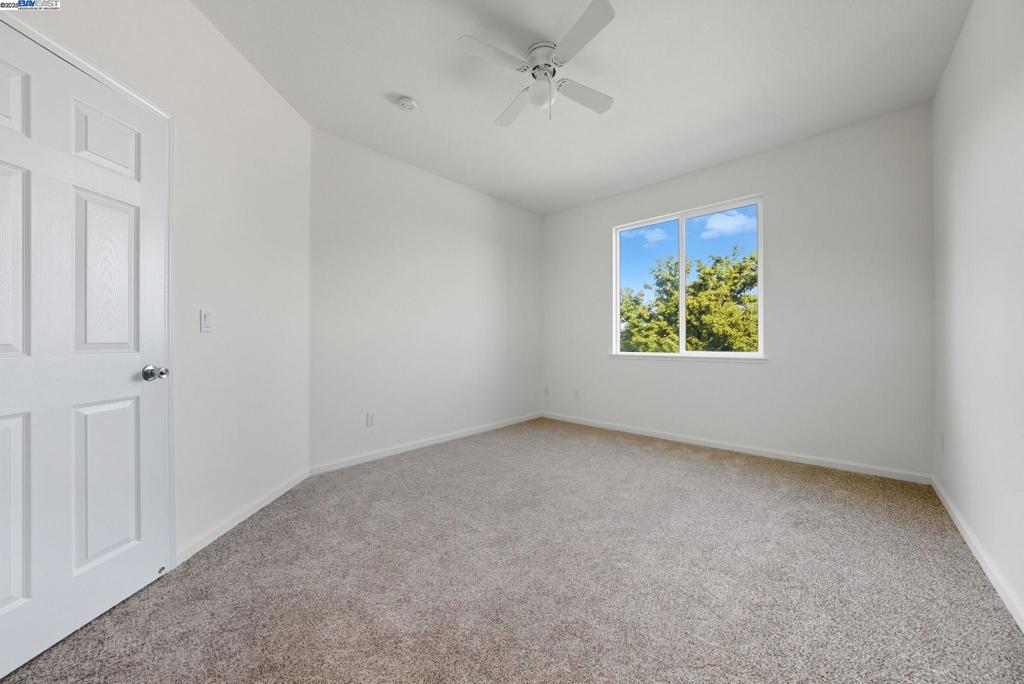 775 Sweetwood Ln, Patterson, CA 95363