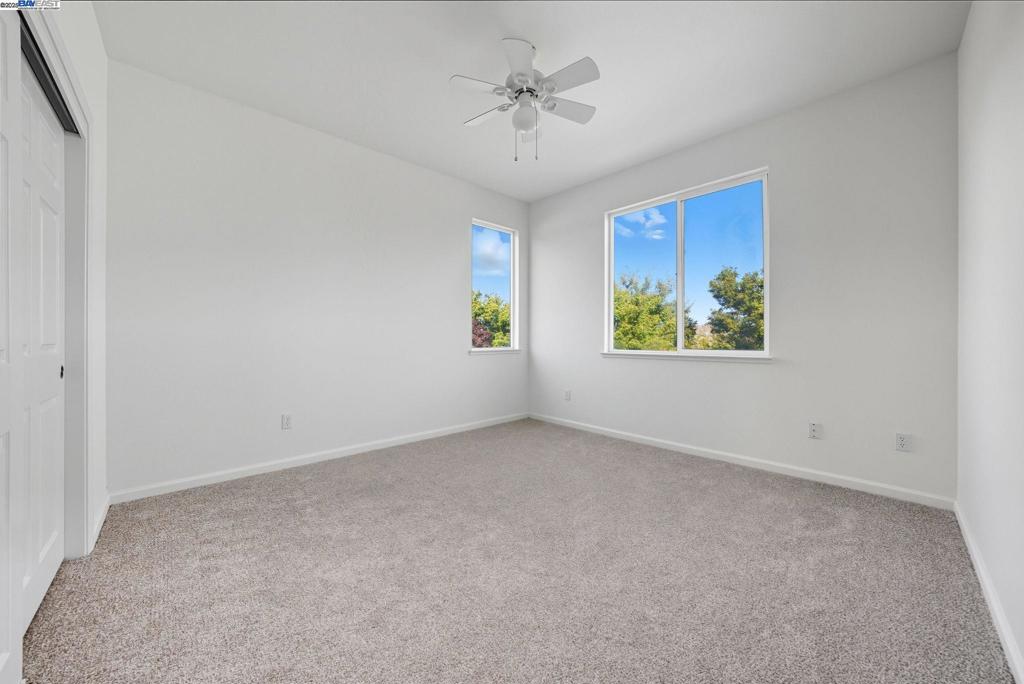 775 Sweetwood Ln, Patterson, CA 95363