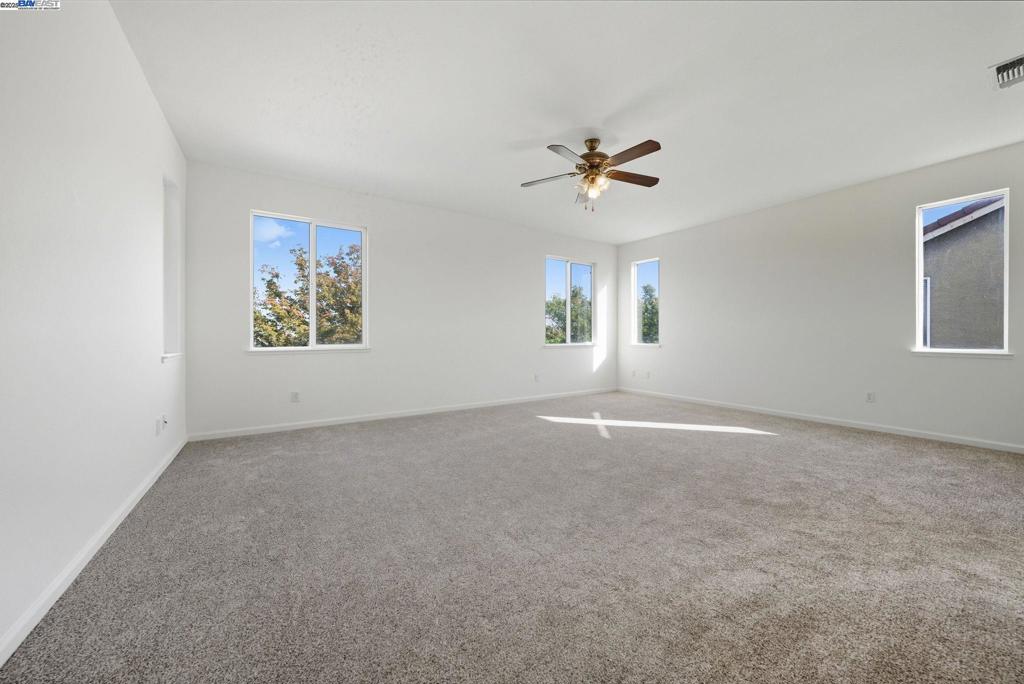 775 Sweetwood Ln, Patterson, CA 95363