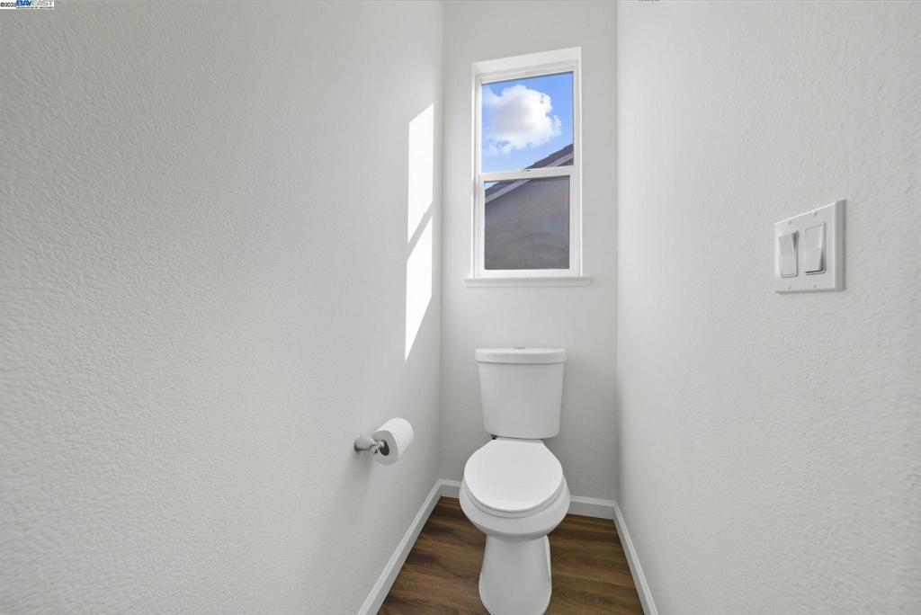 775 Sweetwood Ln, Patterson, CA 95363