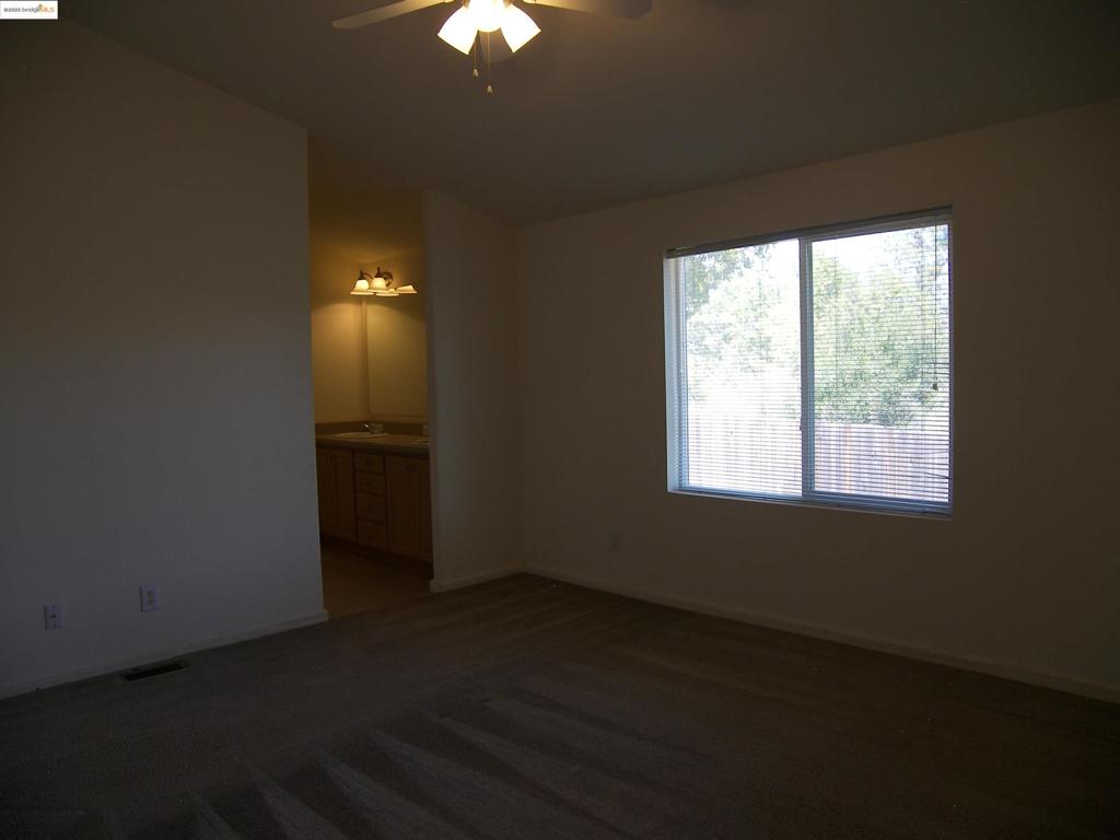 22877 E Parkwood Dr., Groveland, CA 95321-9397
