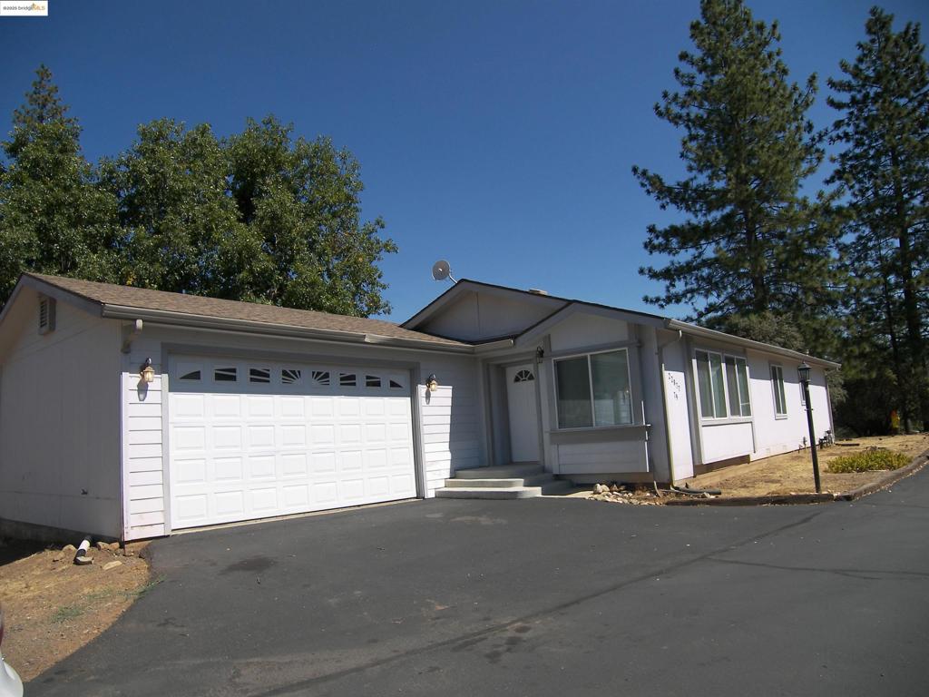 22877 E Parkwood Dr., Groveland, CA 95321-9397
