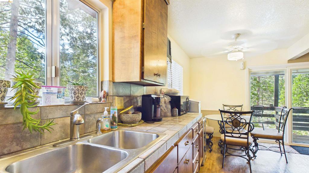 25481 David Dr, Long Barn, CA 95335