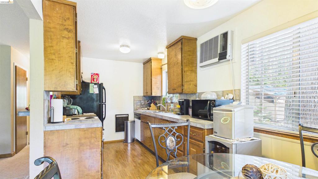 25481 David Dr, Long Barn, CA 95335