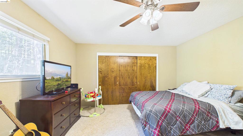 25481 David Dr, Long Barn, CA 95335