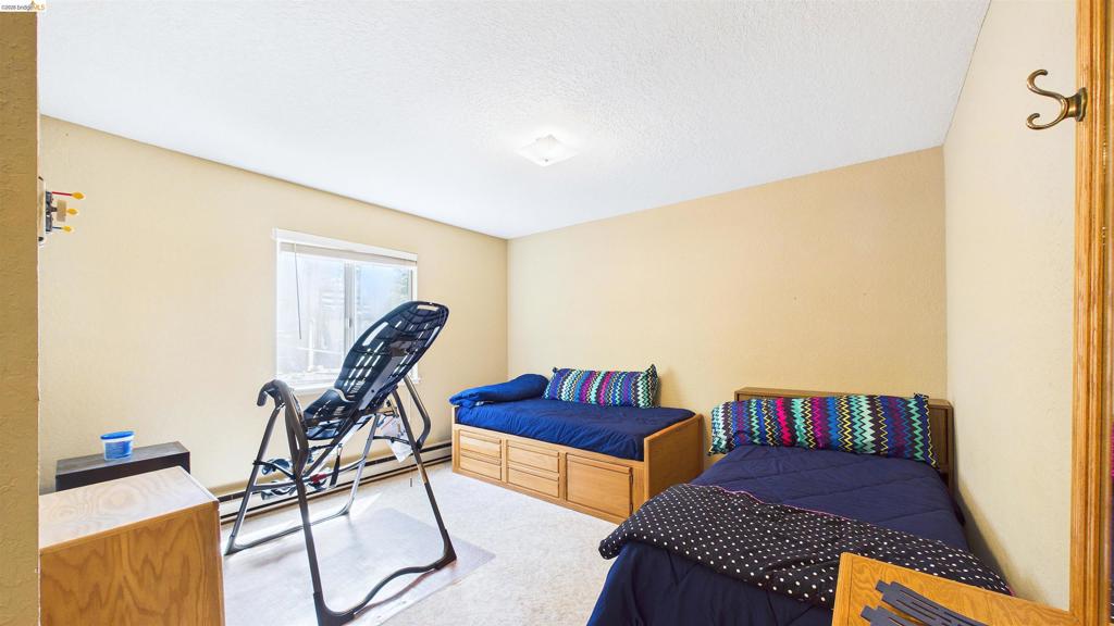 25481 David Dr, Long Barn, CA 95335