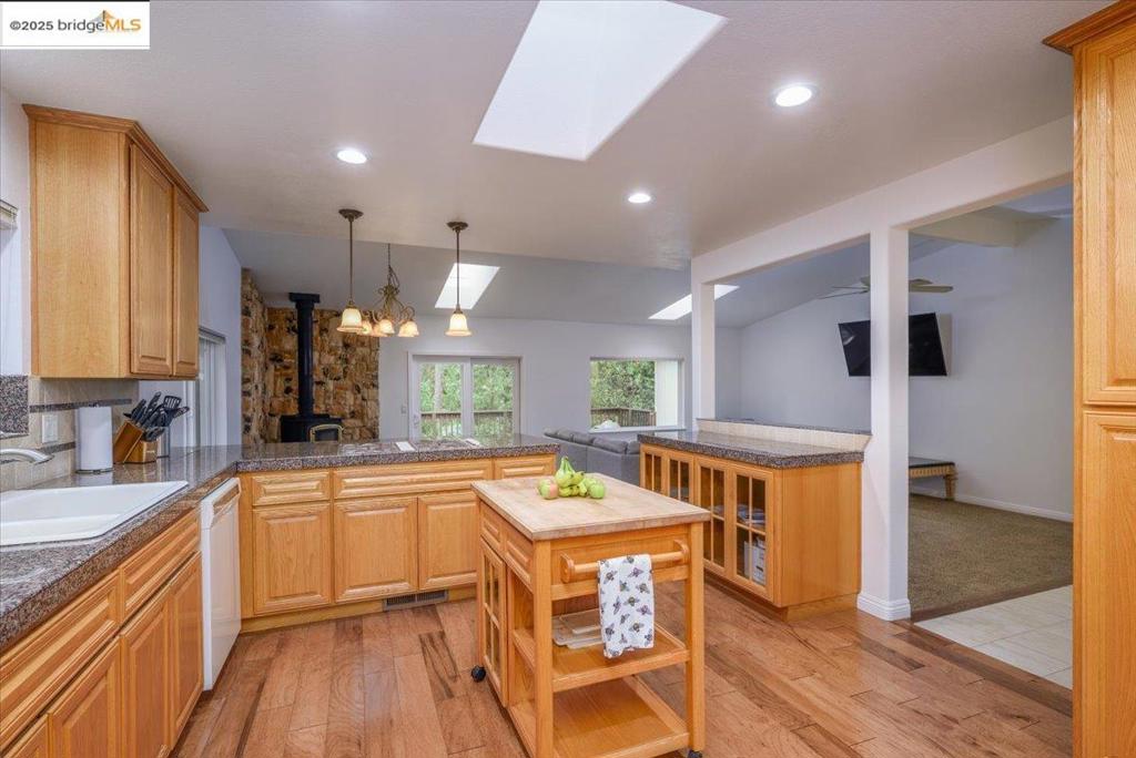 22749 Confidence Rd, Twain Harte, CA 95383
