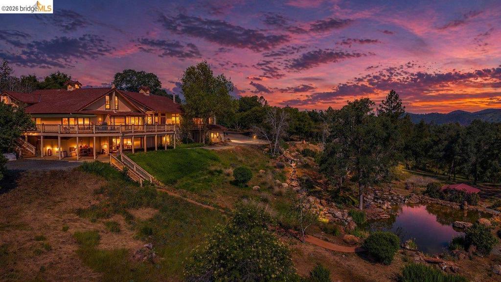 13700 Clements Rd, Groveland, CA 95321